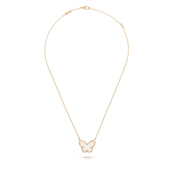 Van Cleef & Arpels Lucky Alhambra Butterfly Pendant Necklace - Picture 4 of 16